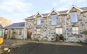 Wern Olau Cottage